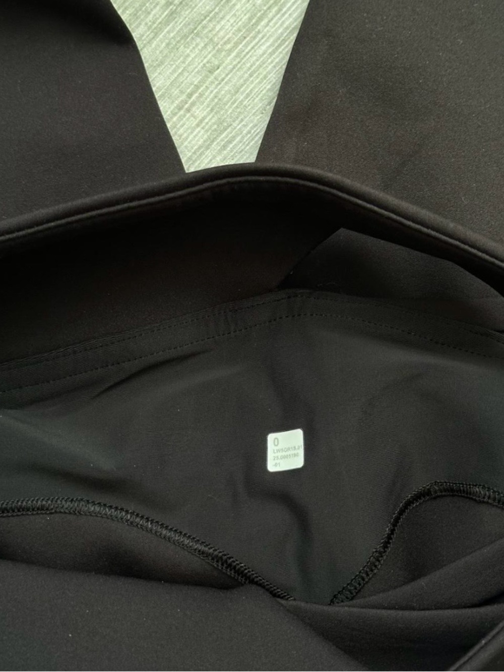Lululemon Cut-Out Set - Picture 4 of 7